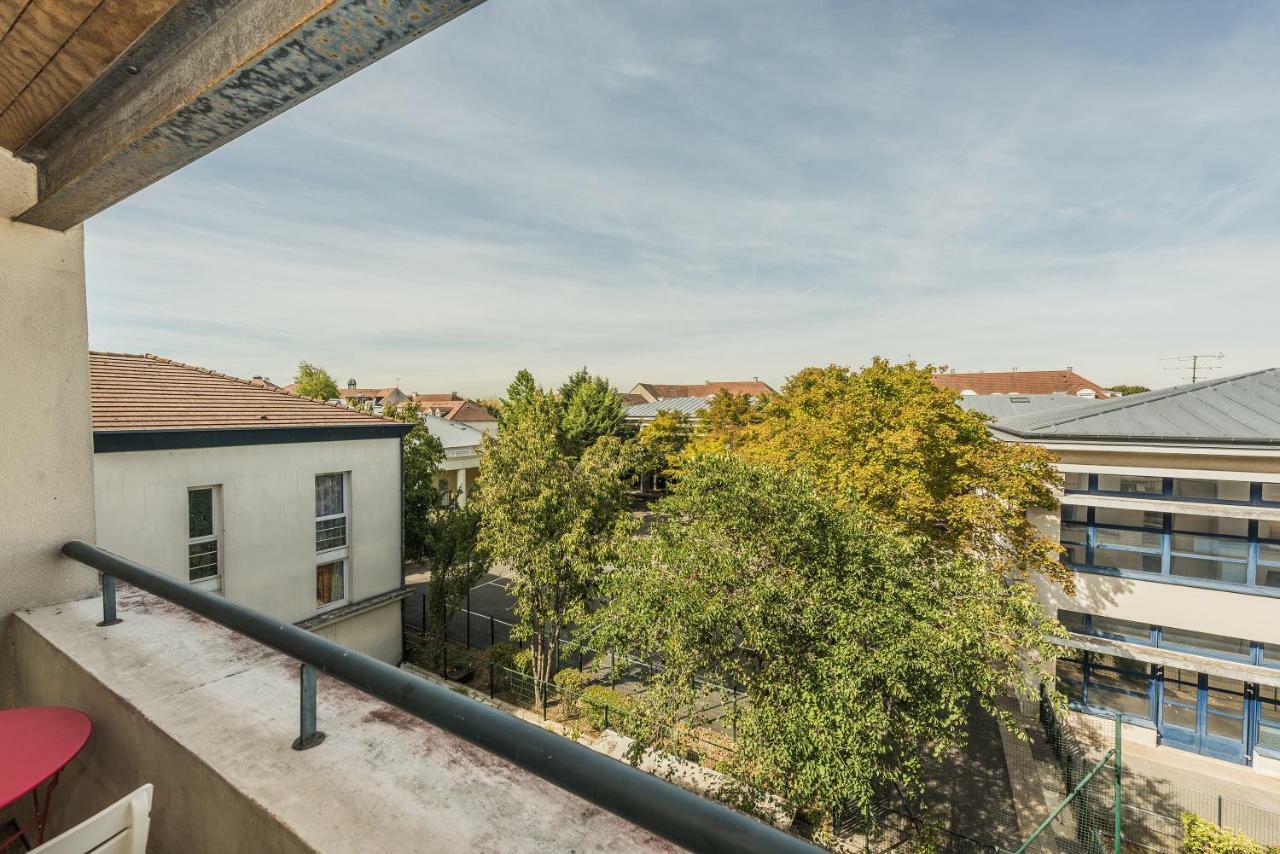 James Cook - Fairytale Factory Appartement Bussy-Saint-Georges Buitenkant foto