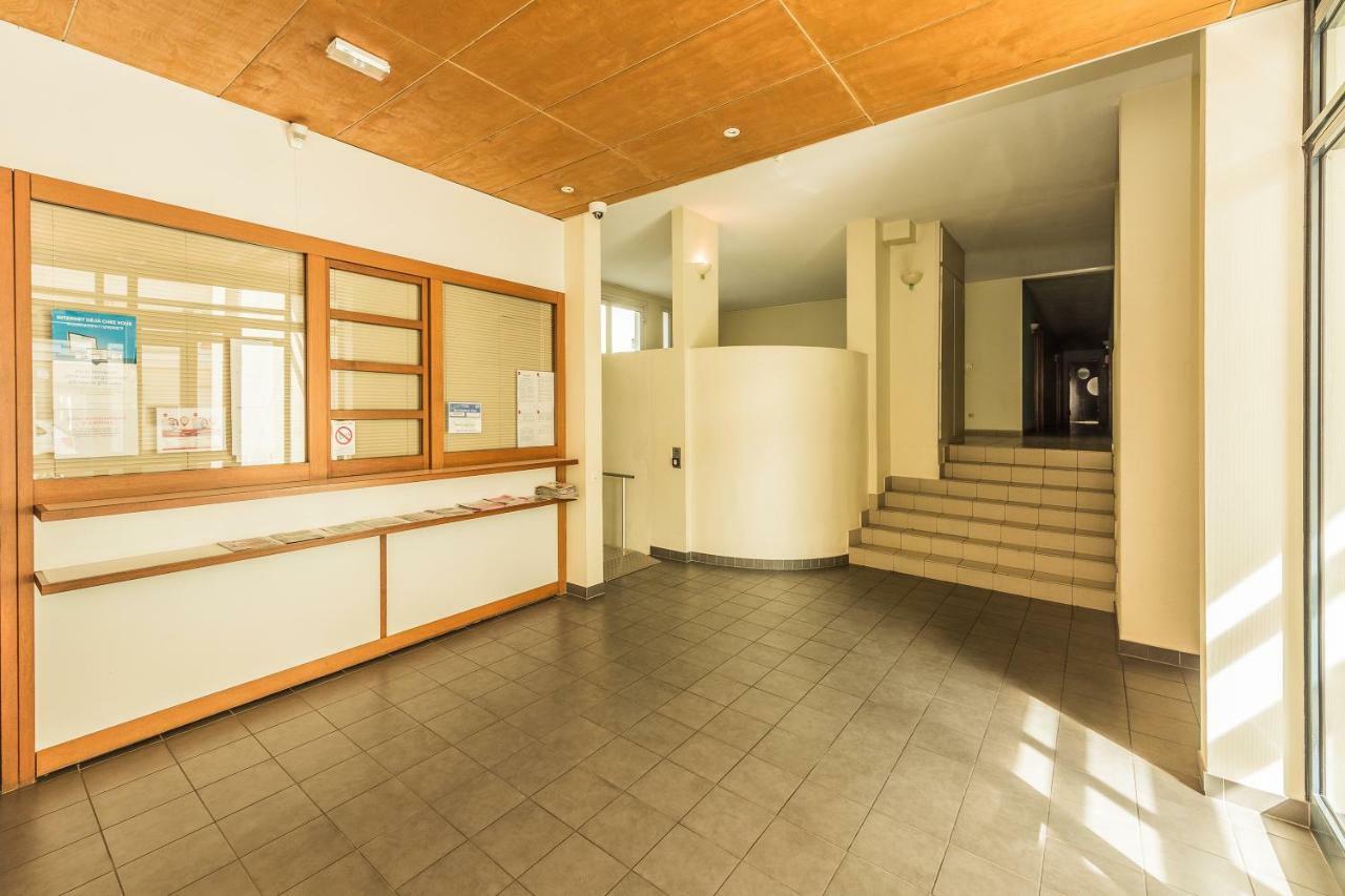 James Cook - Fairytale Factory Appartement Bussy-Saint-Georges Buitenkant foto