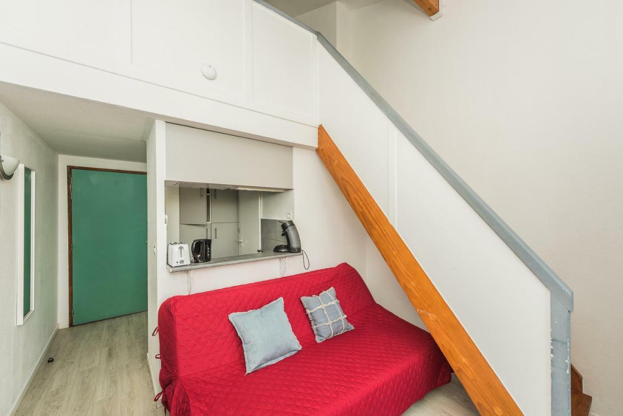 James Cook - Fairytale Factory Appartement Bussy-Saint-Georges Buitenkant foto