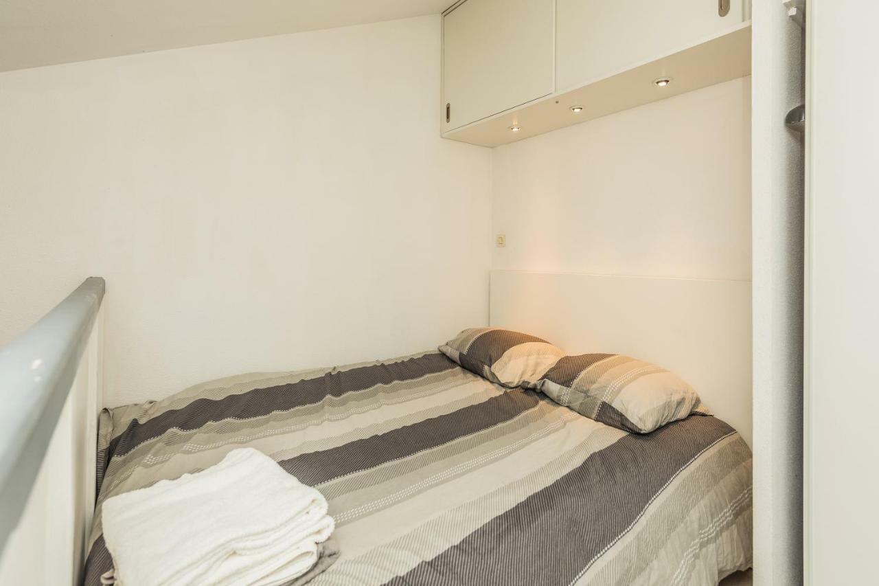 James Cook - Fairytale Factory Appartement Bussy-Saint-Georges Buitenkant foto